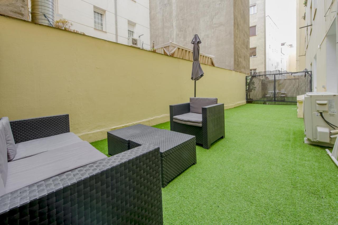Acogedor Apt 3 Habitaciones Y Terraza En El Centro Мадрид Экстерьер фото