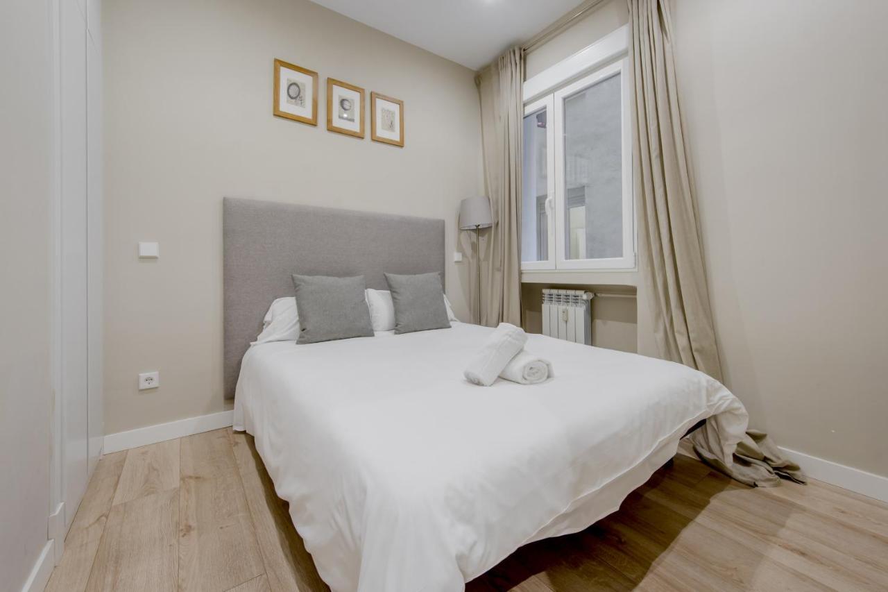 Acogedor Apt 3 Habitaciones Y Terraza En El Centro Мадрид Экстерьер фото