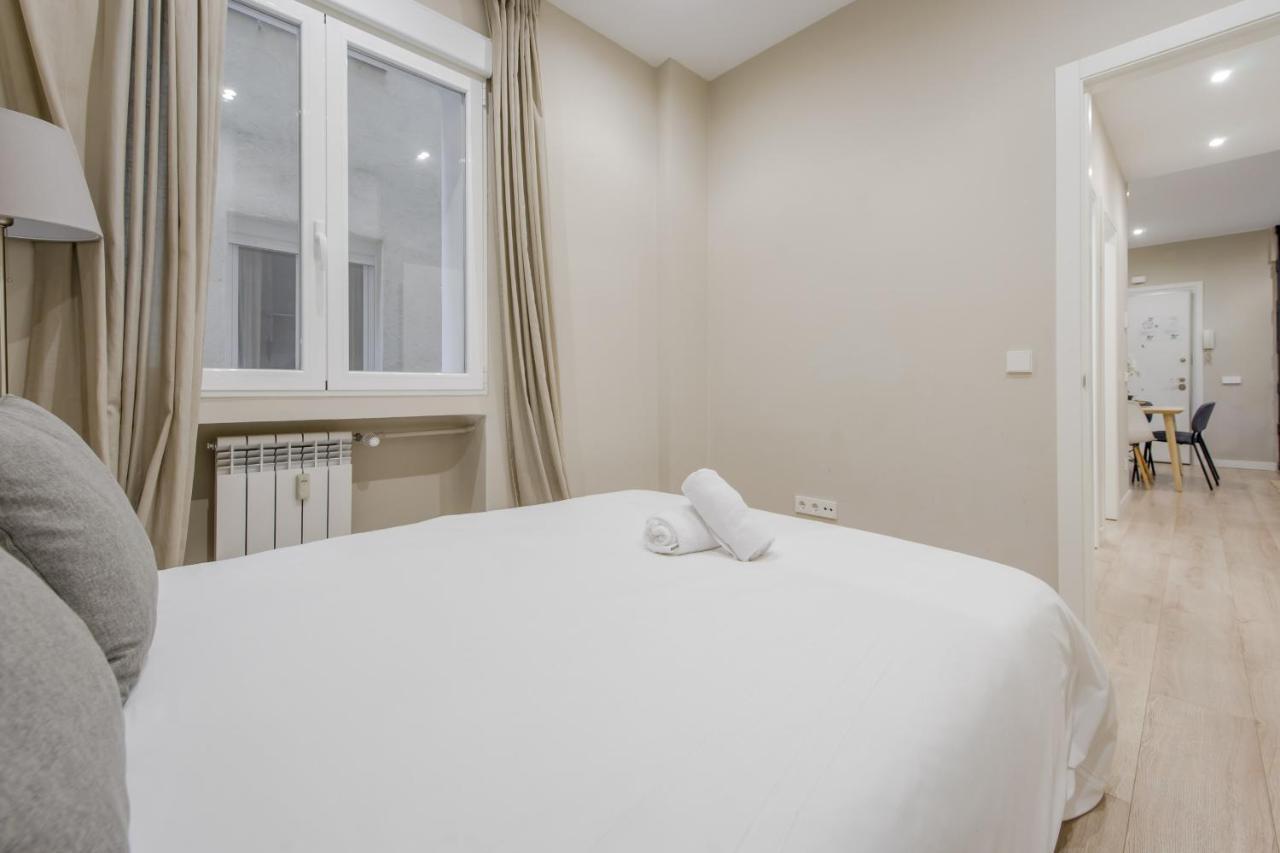 Acogedor Apt 3 Habitaciones Y Terraza En El Centro Мадрид Экстерьер фото